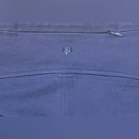 Lululemon Groove Pant Full-On Luxtreme Straight-Leg Pants in Navy Size 6 - Picture 6 of 7